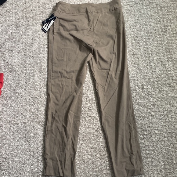 New Directions Taupe Slim Leg Pant Pants with Zipper Pockets, Size 8 - Picture 4 of 6